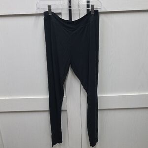 Womens Black Cuddle Duds Size Medium